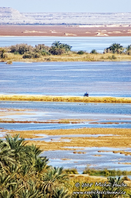 19 Egypt oazy Siwa jezero Zajtun.jpg